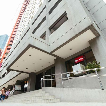 Reddoorz At Bel Air Soho Suites Макати Экстерьер фото